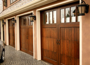 Garage Doors: Holmes Garage Door Company